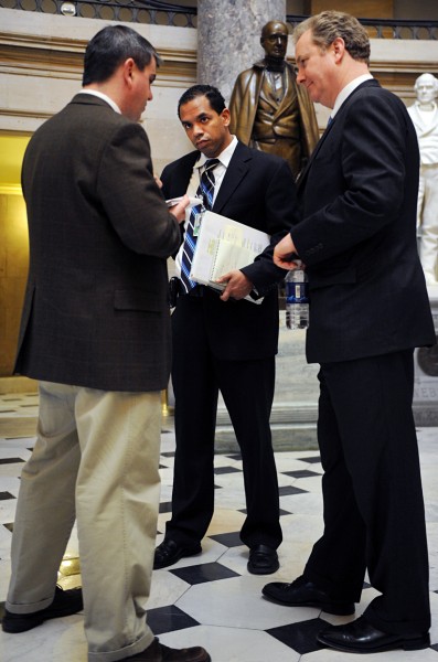 Thornell with Van Hollen and then-Roll Call reporter Paul Kane. (Tom Williams/CQ Roll Call File Photo)