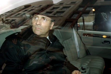 Abramoff waits to leave Prettyman Federal Courthouse in Washington, D.C., after entering a plea agreement on three felony charges in 2006. (CQ Roll Call File Photo)