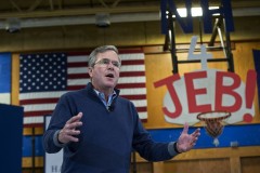 UNITED STATES - JANUARY 23: Presidential candidate Jeb Bush attends a town hall at Thorntons Ferry School in Merrimack, N.H., January 23, 2016. (Photo By Tom Williams/CQ Roll Call)