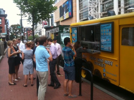 The crowds go wild for Captain Cookie's ice cream sandwiches. (Jason Dick/CQ Roll Call)